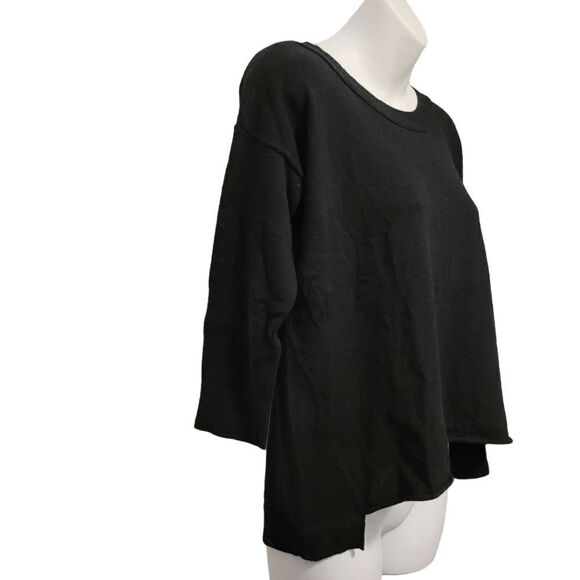 2/$20 American Eagle Outfitters Black Plain Sweater Size: XS - Picture 2 of 4